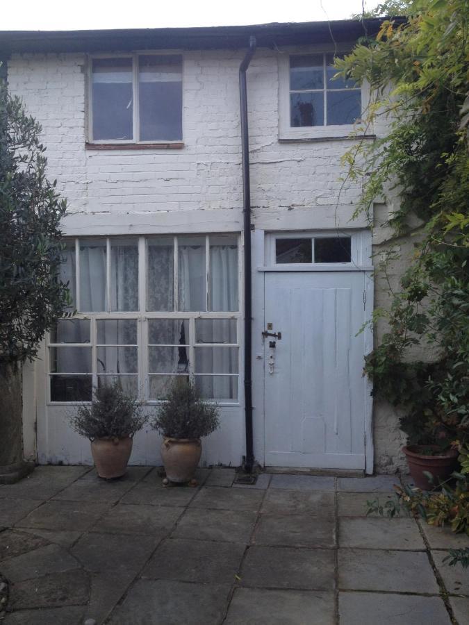 The Clockhouse Apartamento Old Windsor Exterior foto