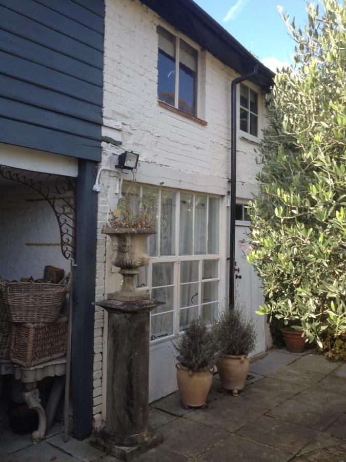 The Clockhouse Apartamento Old Windsor Exterior foto